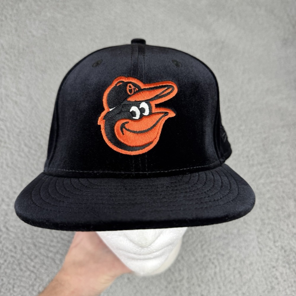 New Era Baltimore Orioles Suede 9Fifty Fitted Hat Shiny Adult‎ Size 8 MLB